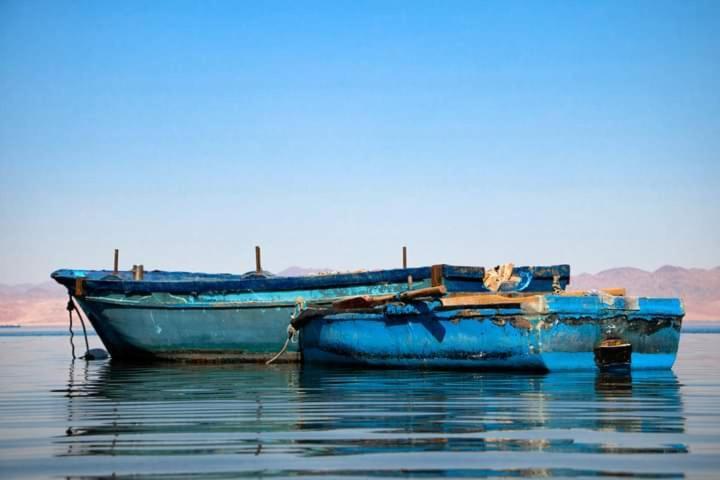 Sebaii Camp السباعى كامب شاطئ الترابين بجوار ويت بالس Hostel Nuweiba` Exterior foto